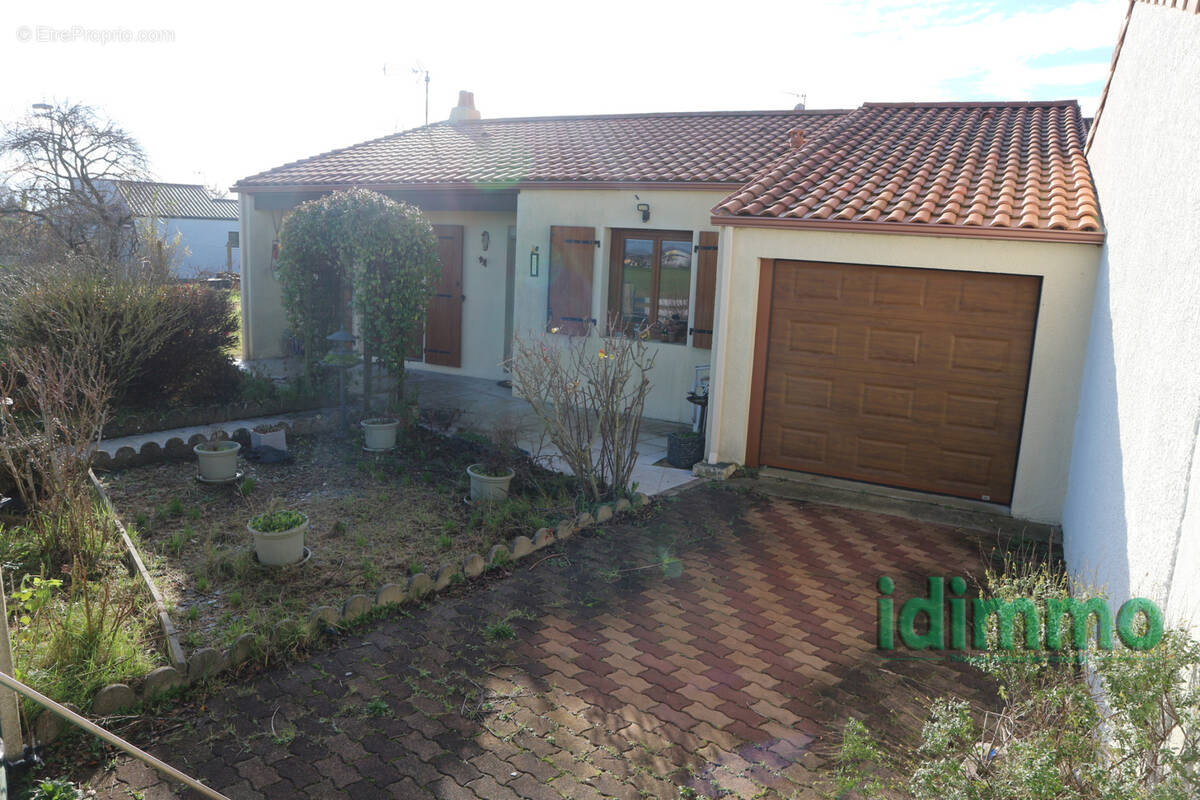 Maison à LA JARRIE