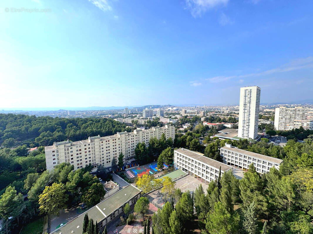 Appartement à MARSEILLE-9E