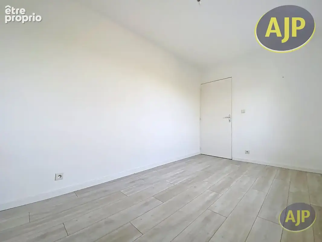 Carquefou Appartement T4 Dernier étage - photo 3