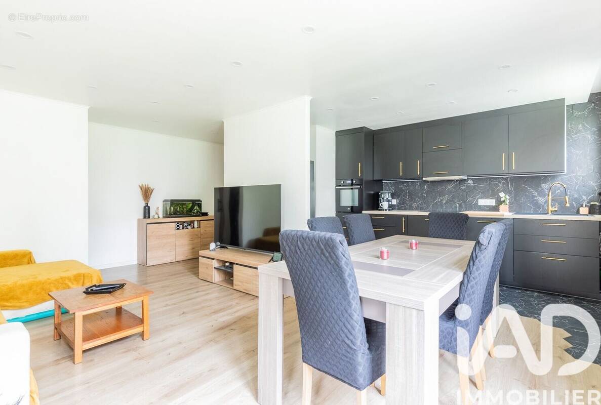 Photo 1 - Appartement à CHILLY-MAZARIN