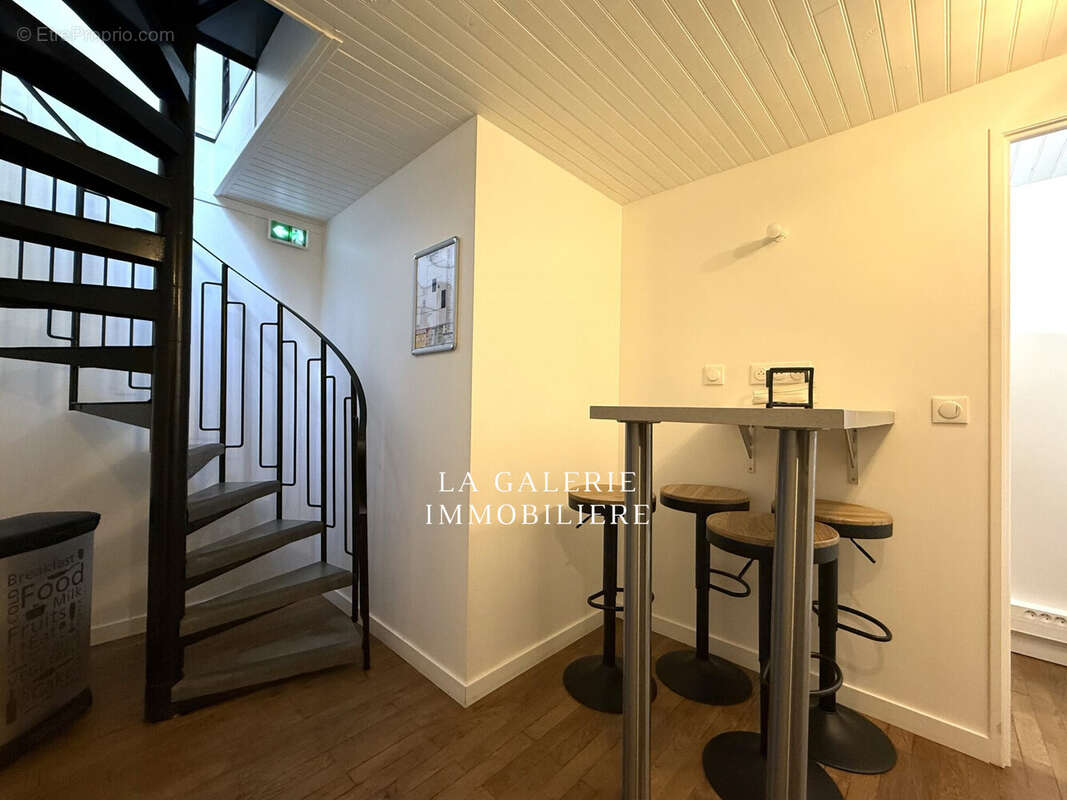 Commerce à PARIS-15E