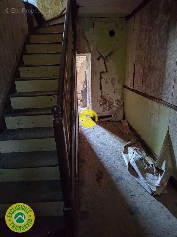 Maison à DUN-LE-PALESTEL