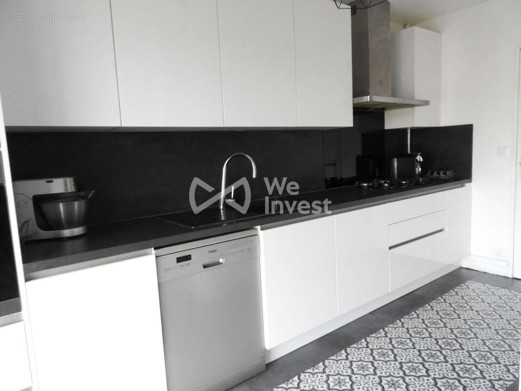 Appartement à VILLENEUVE-LA-GARENNE