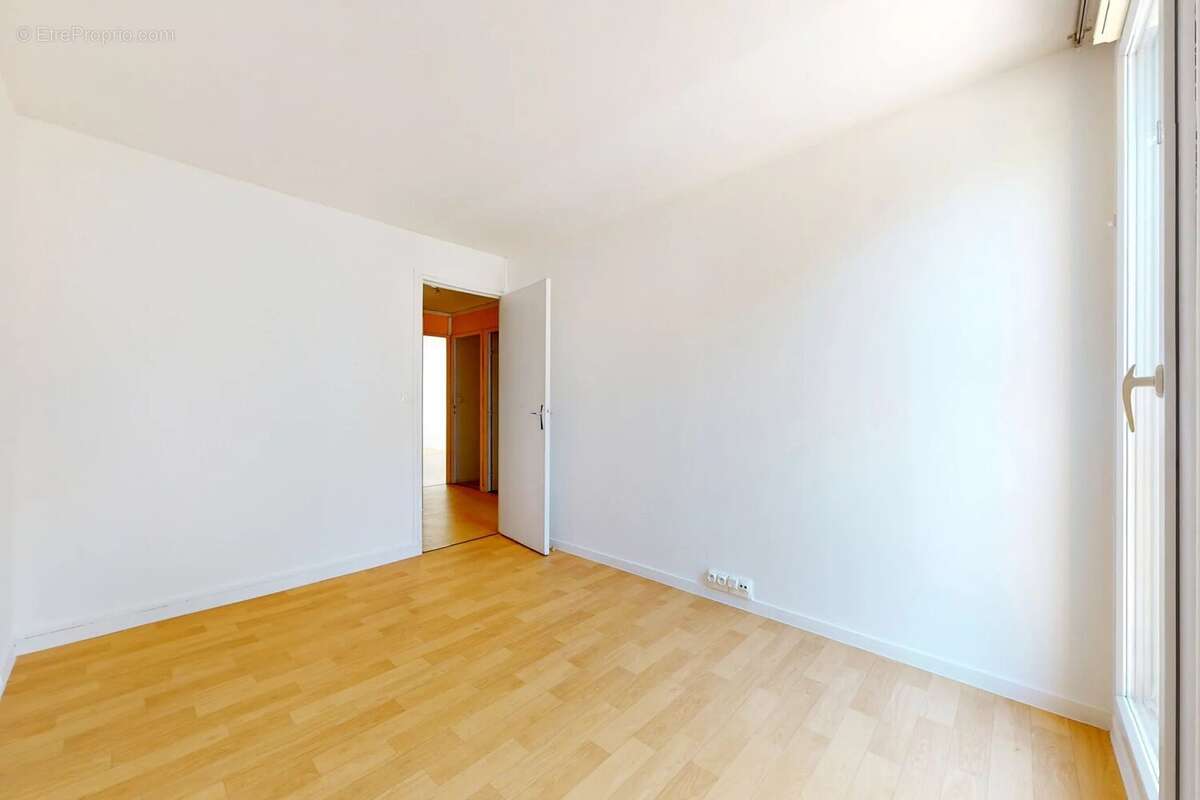 Appartement à COULOMMIERS