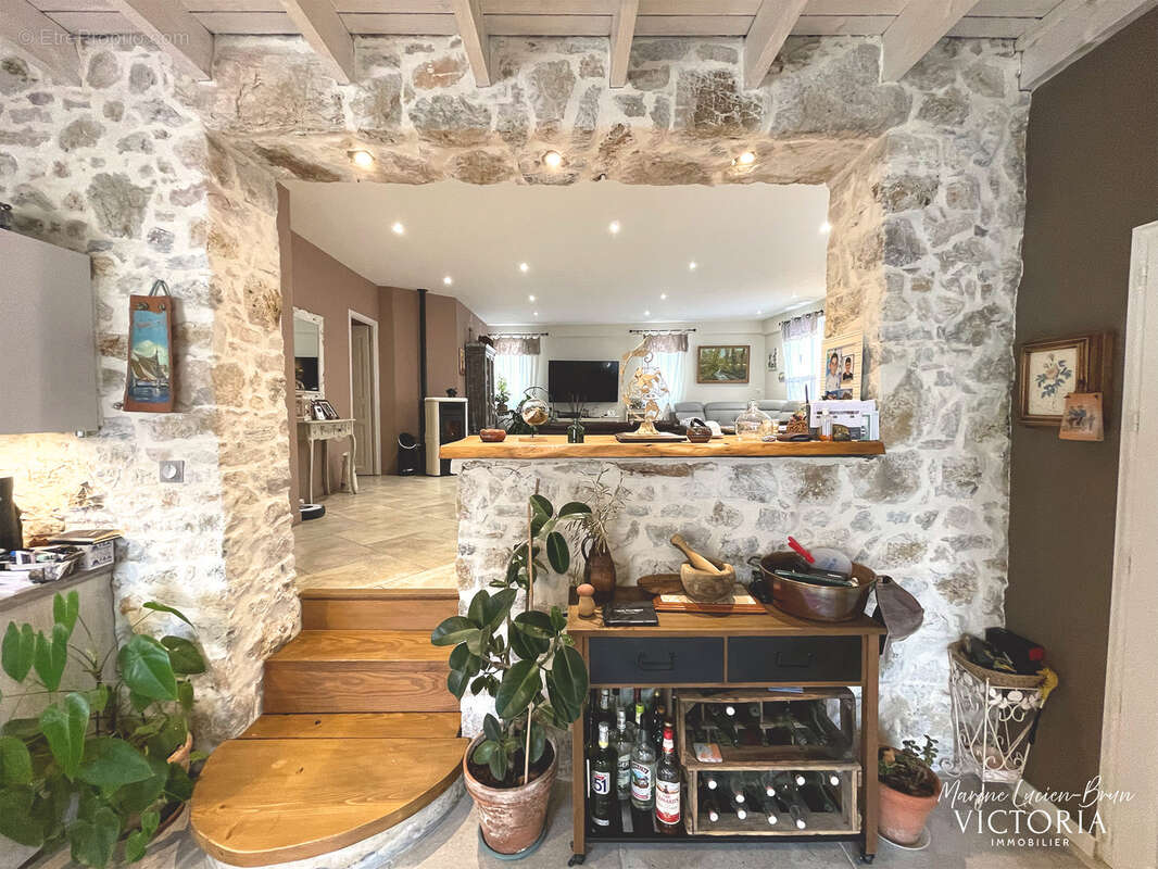 Maison à FIGANIERES