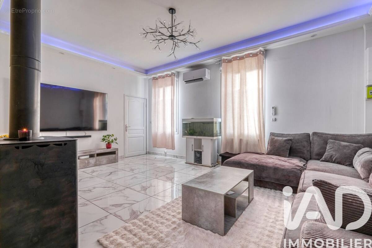 Photo 1 - Appartement à VARREDDES