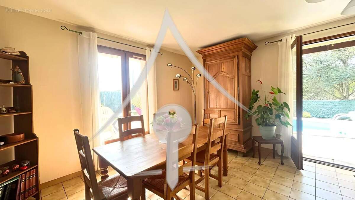 Maison à LAVERNOSE-LACASSE