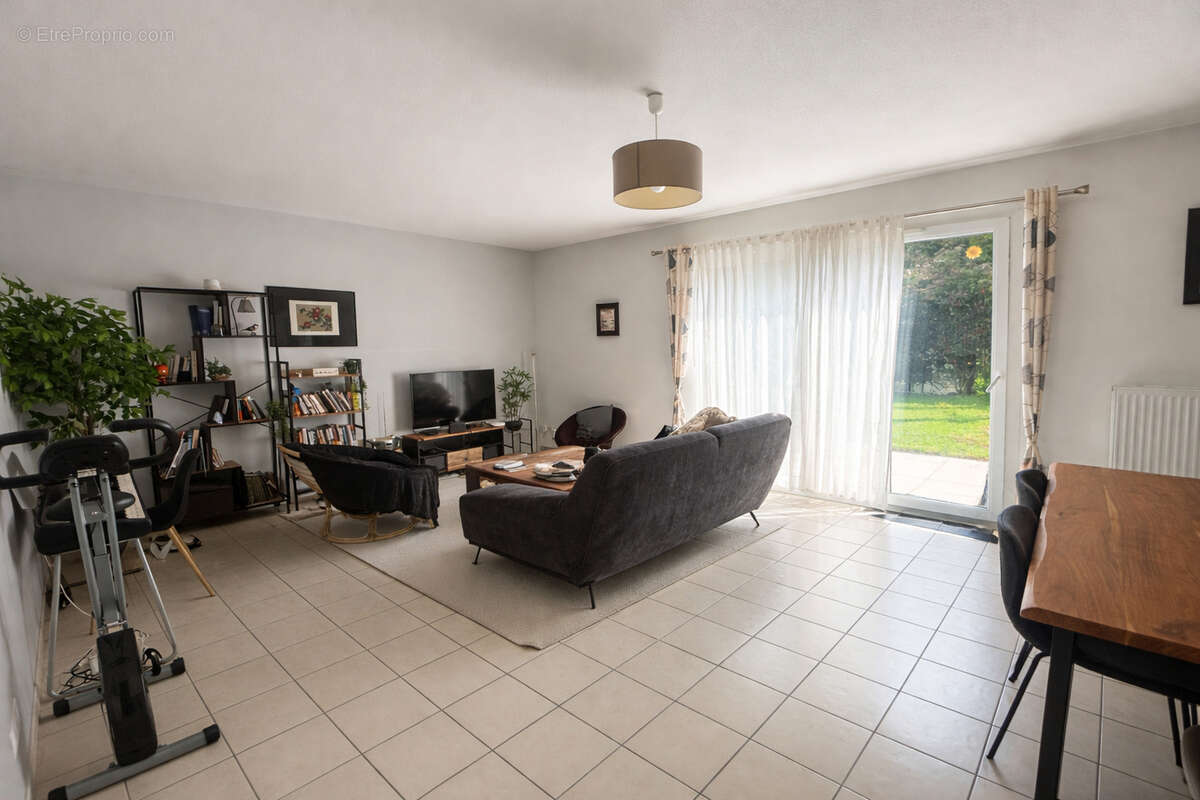 Maison Grezieu La Varenne 5 pièce(s) 110 m2 - photo 3