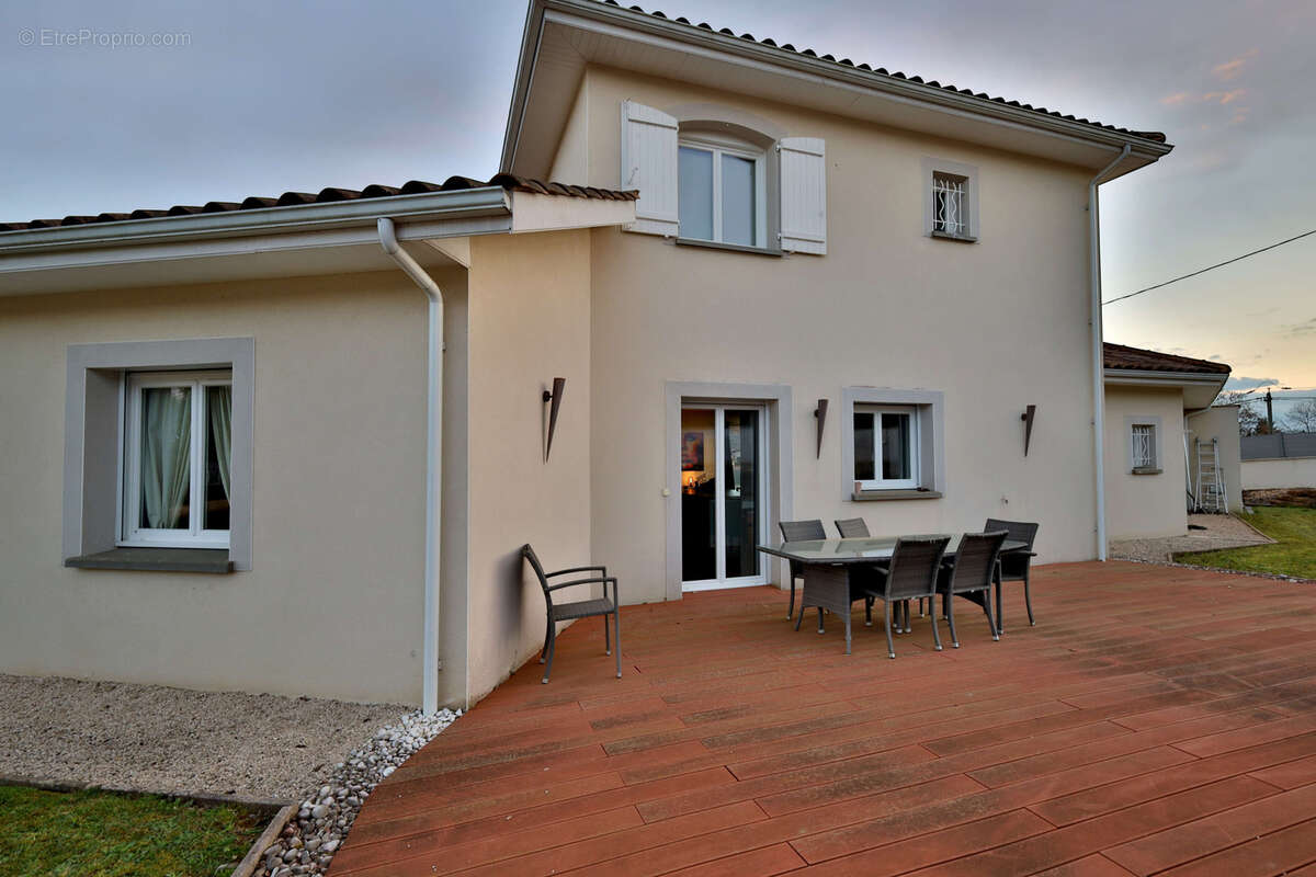 Maison à SAINT-JUST-CHALEYSSIN