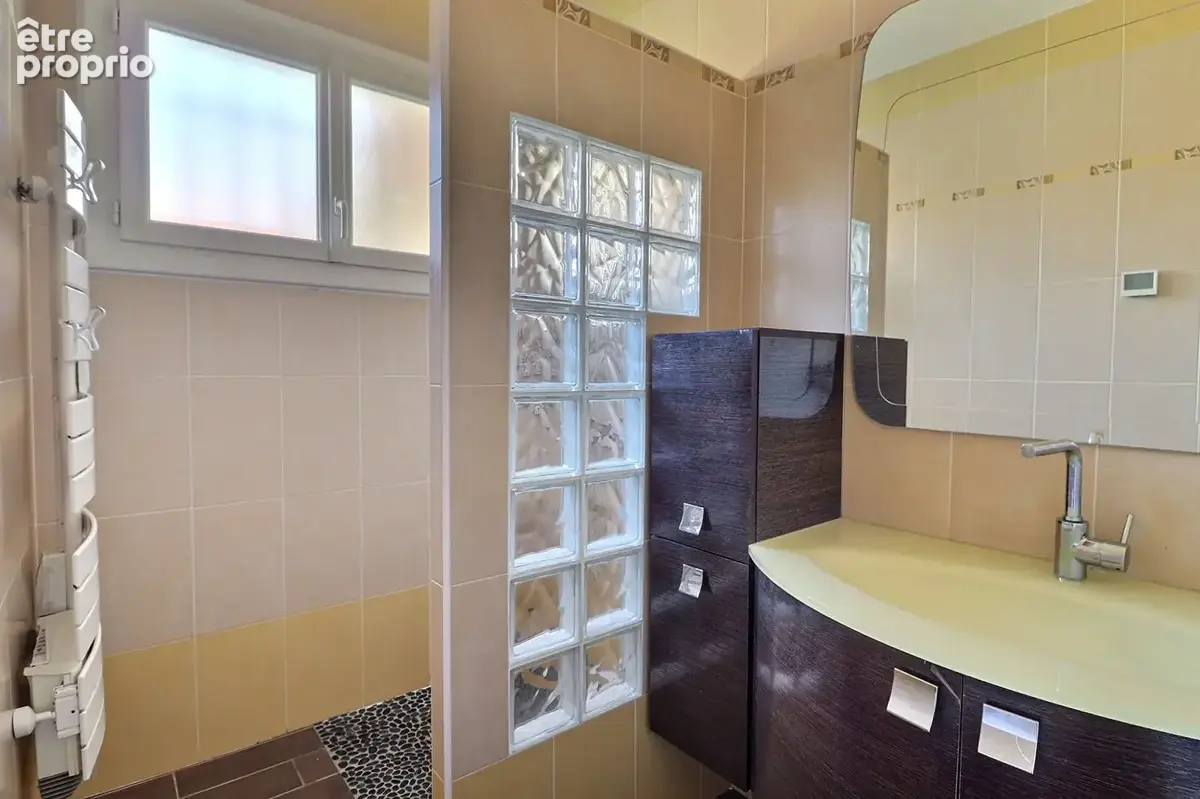Maison a vendre avec dépendances sur terrain - photo 9
