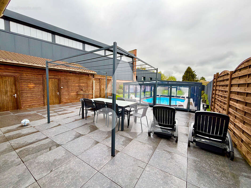 Maison à SIN-LE-NOBLE