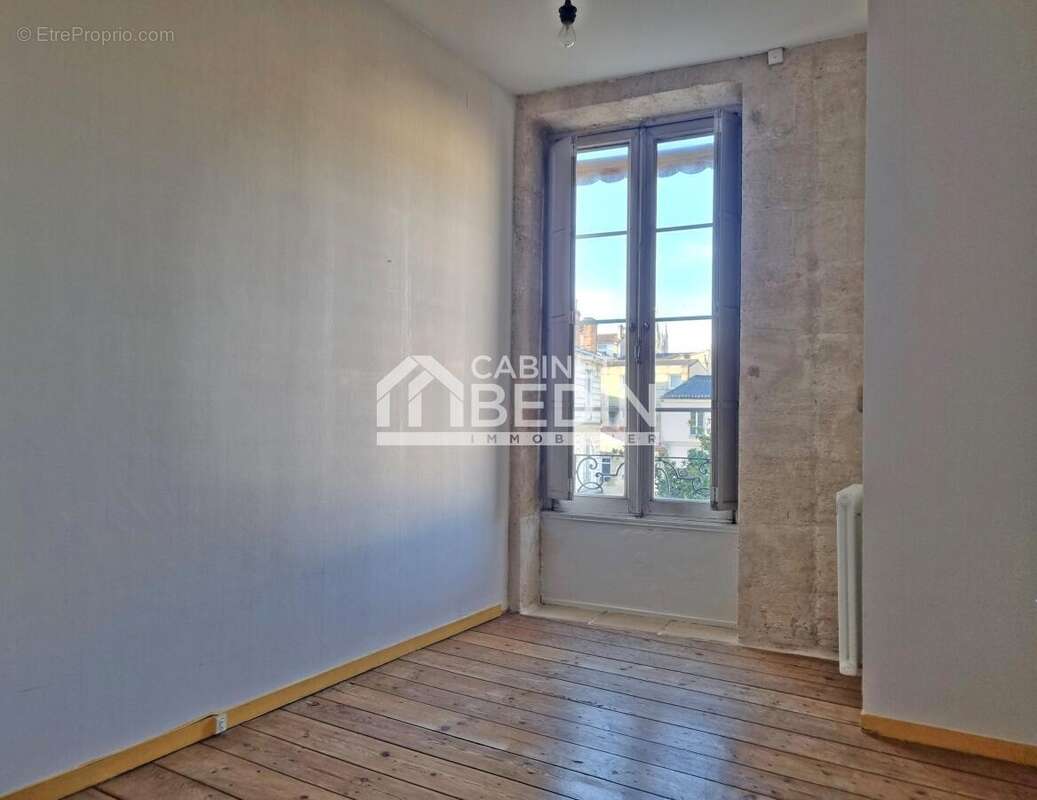 Appartement à BORDEAUX