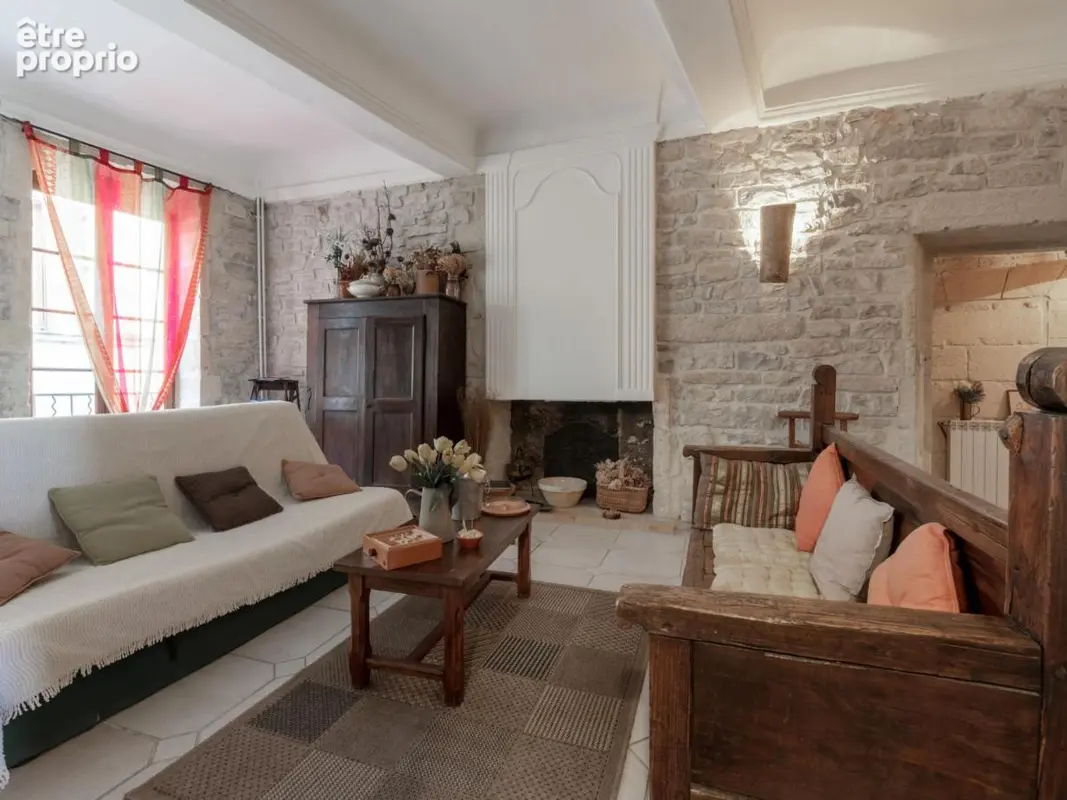 Appartement atypique en pierres à vendre à Calvisson - photo 7