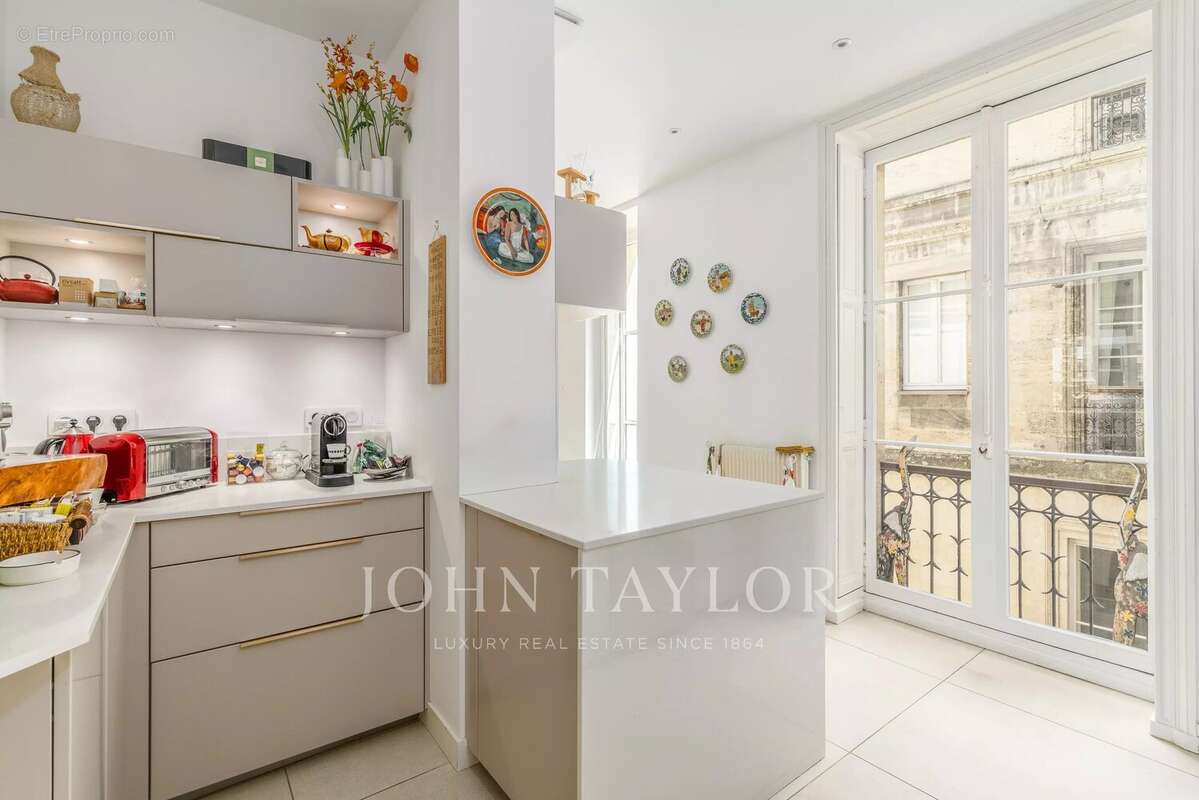 Appartement à BORDEAUX