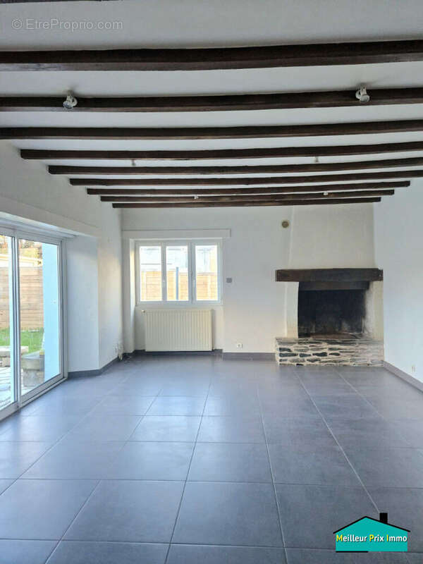 Maison à SAINT-PHILBERT-DE-BOUAINE