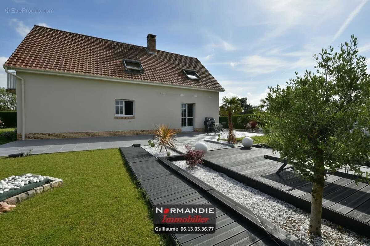 Maison à YERVILLE