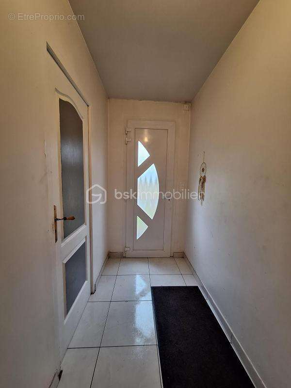 Maison à CONTEST