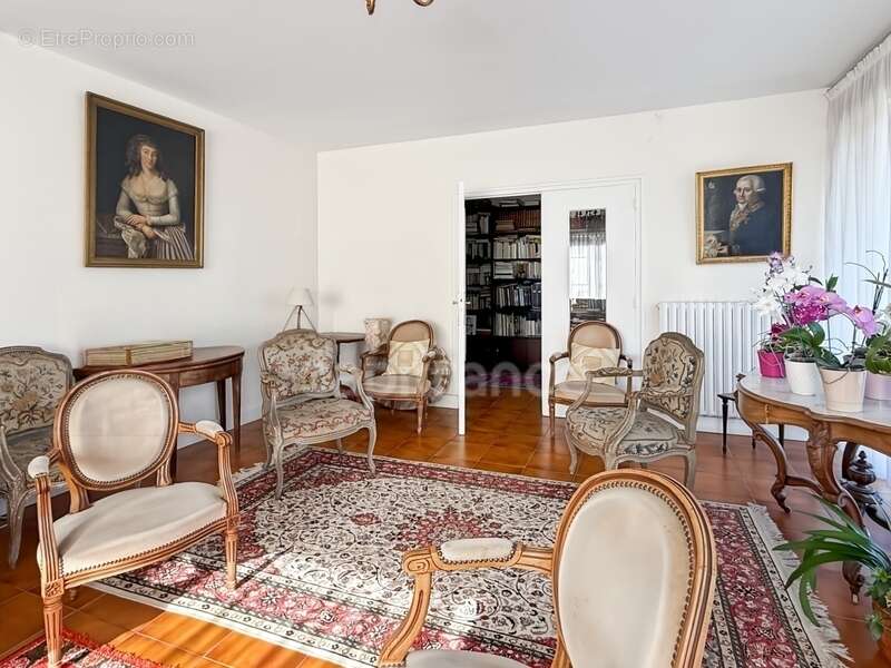 Maison à LE RELECQ-KERHUON