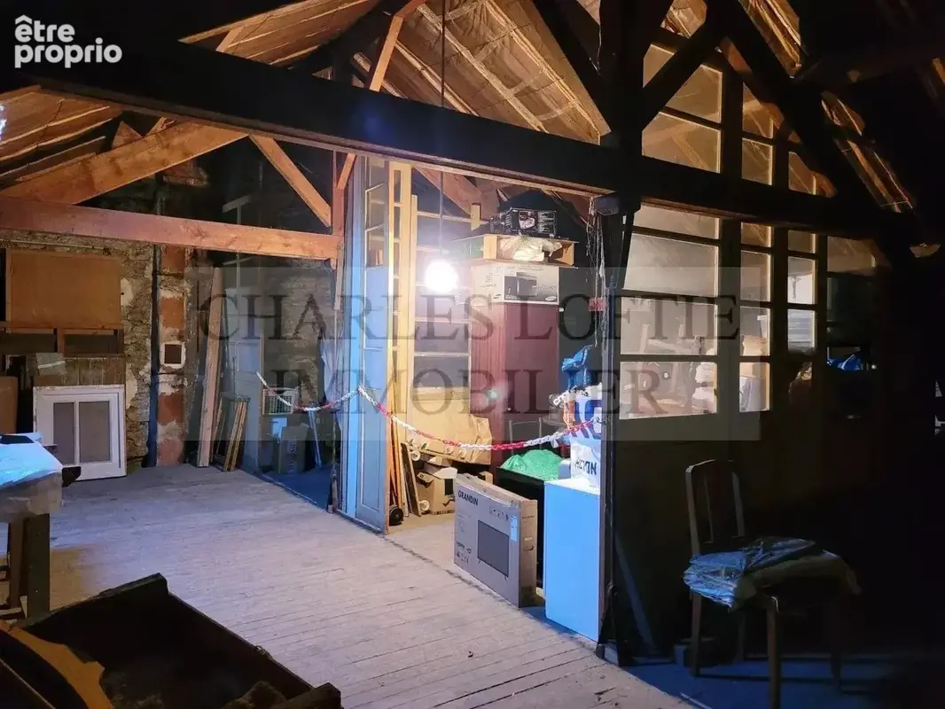 Immeuble de 3 logements, dépendances et jardin à Cahors. - photo 24