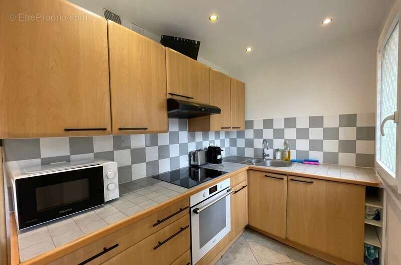 Appartement à PARIS-20E