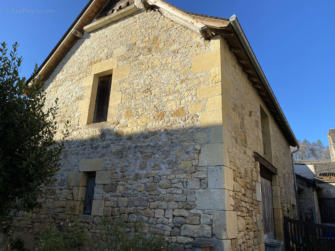 Maison à PERPEZAC-LE-BLANC