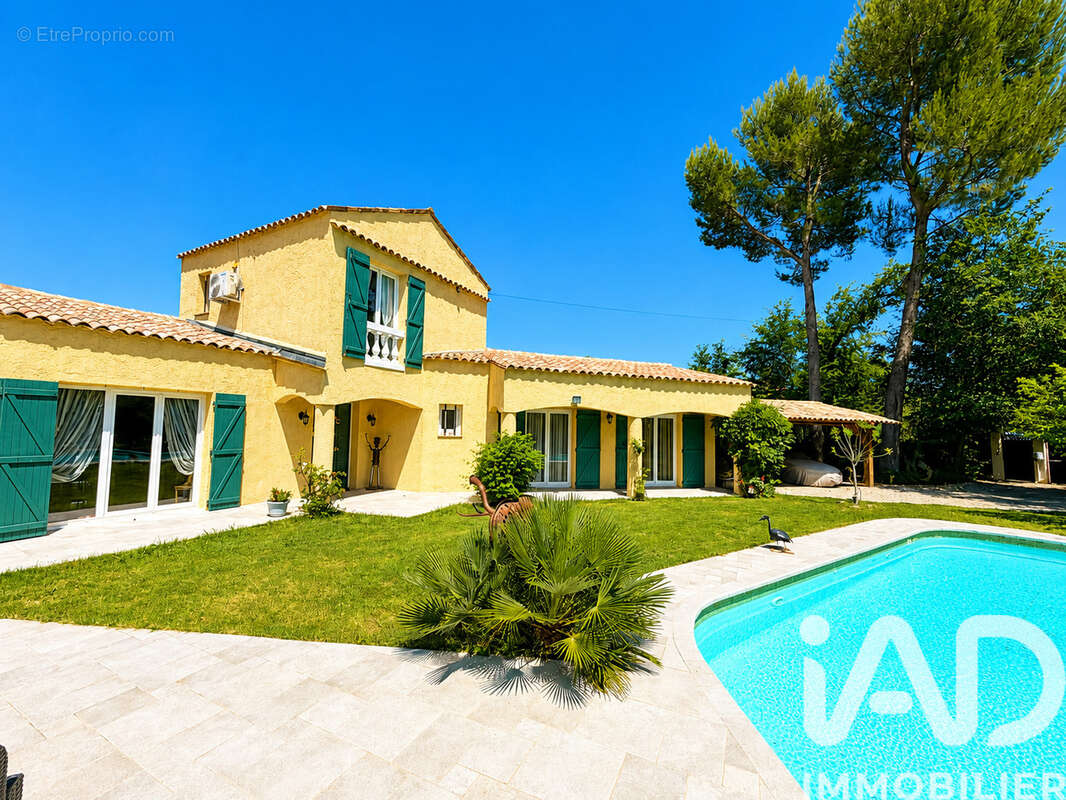 Photo 2 - Maison à LE ROURET