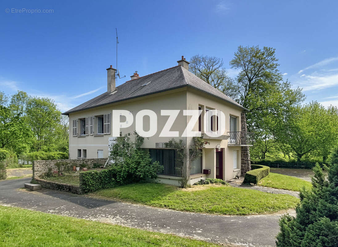 Maison à ANTRAIN