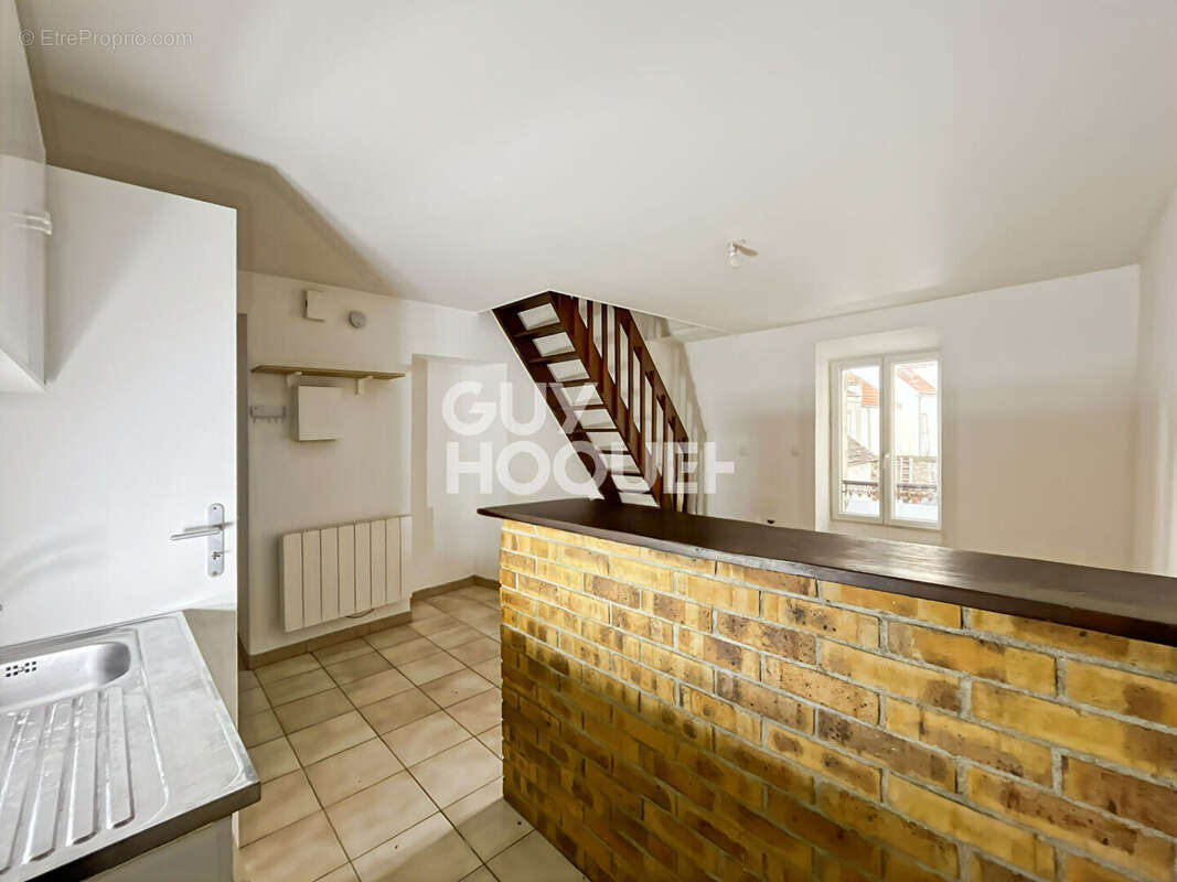 Appartement à FONTENAY-TRESIGNY