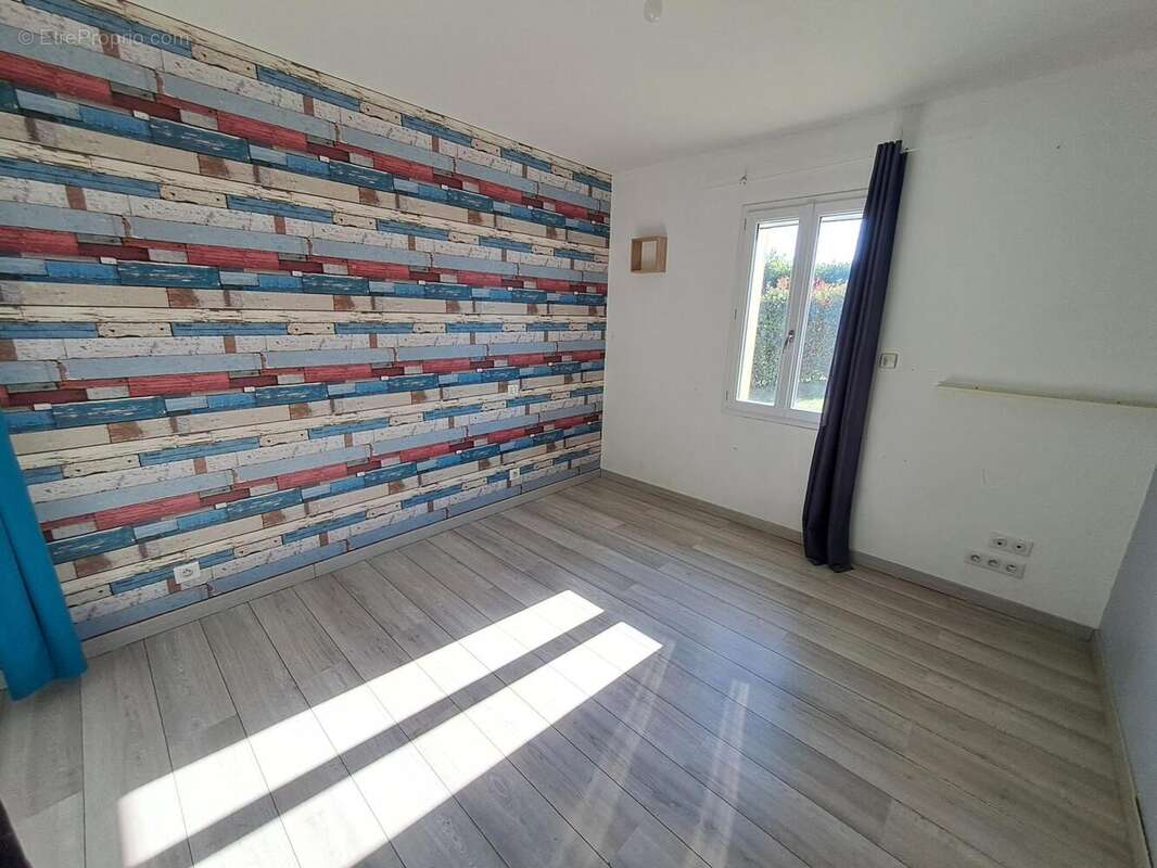 Maison 115 m² à Petosse  - photo 9