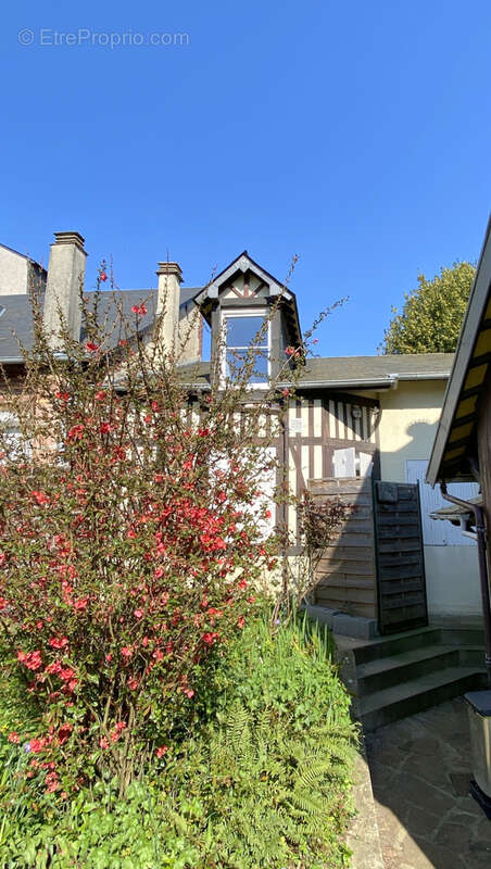 Maison à TROUVILLE-SUR-MER