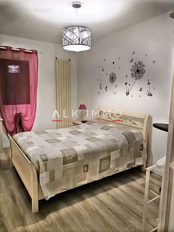 Maison à VETRAZ-MONTHOUX