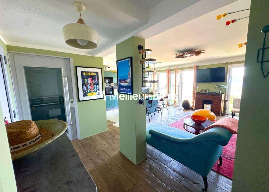Duplex 6 pièces 115 m² à Toulon avec vue mer panoramique - photo 10