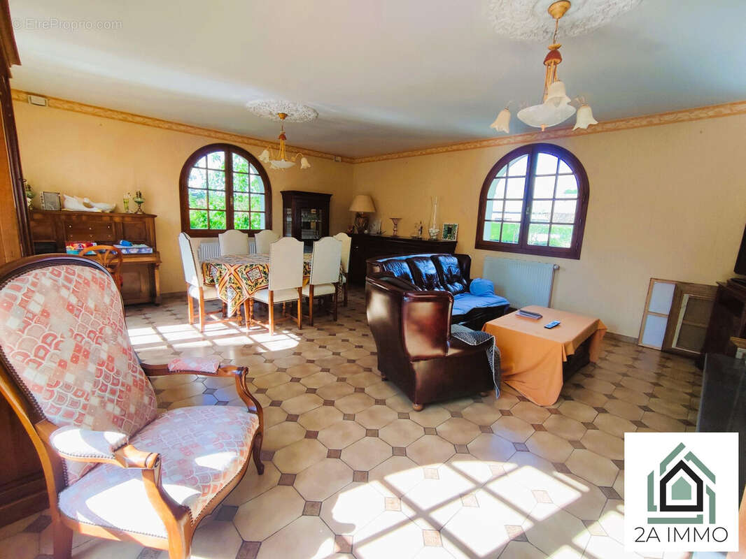 Maison à LA GOUTELLE