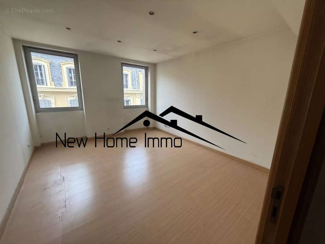 Appartement à MARSEILLE-6E