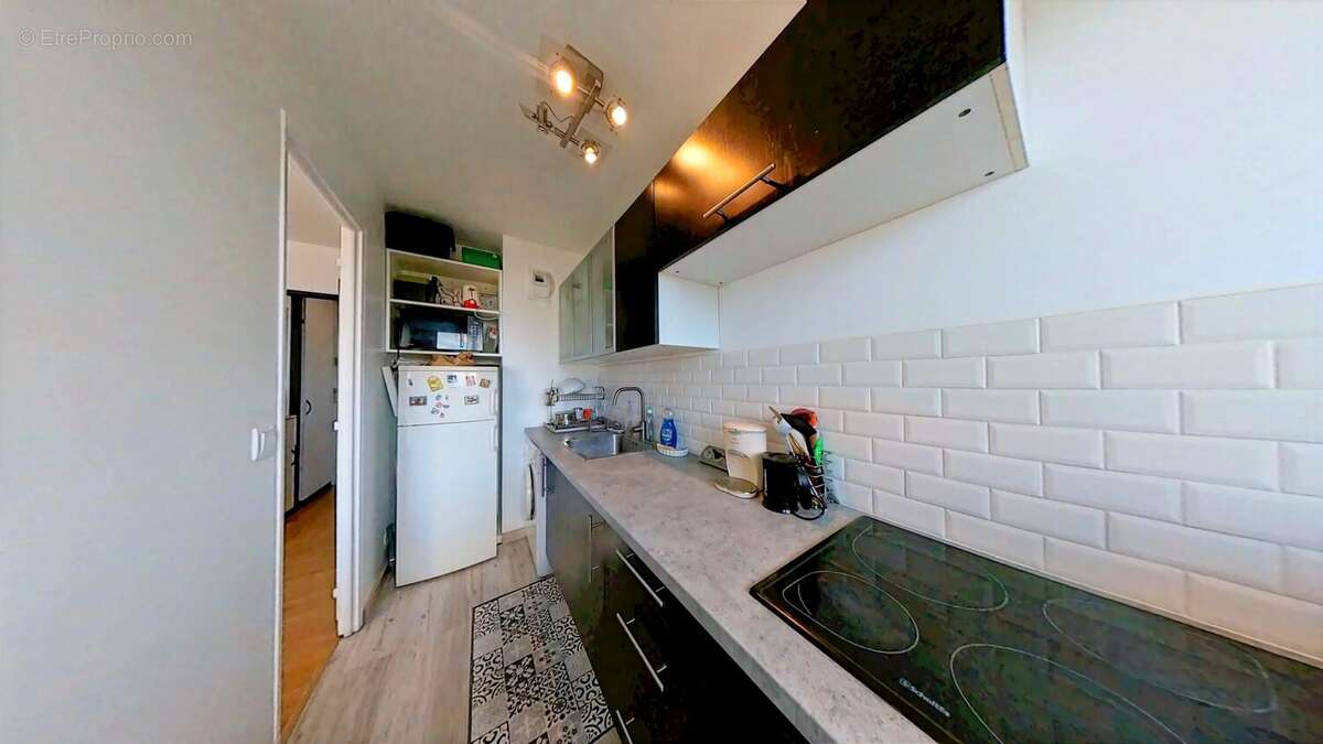 Appartement à COMBS-LA-VILLE