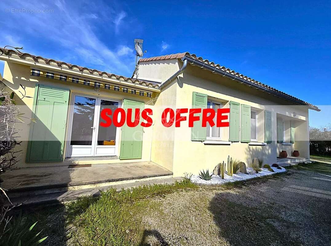 Maison à L'ISLE-SUR-LA-SORGUE