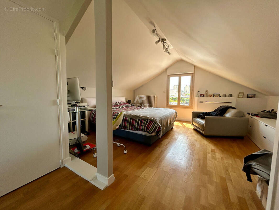 Appartement à POISSY