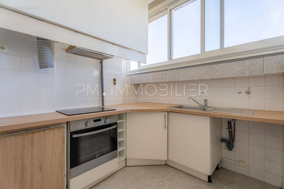 Appartement à MARSEILLE-8E