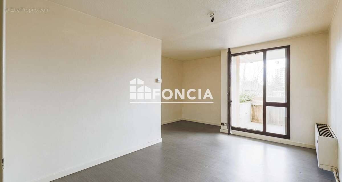 Appartement à ECHIROLLES
