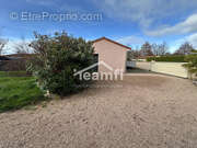 Maison à PUY-GUILLAUME