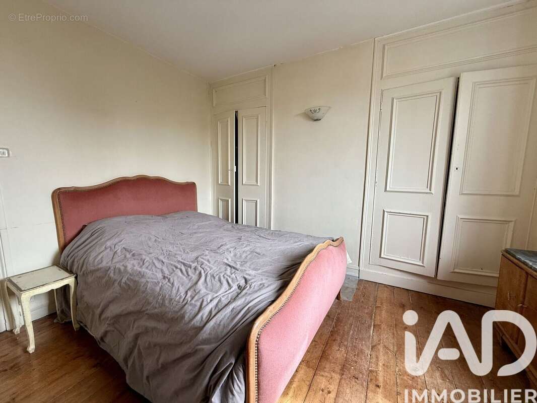 Maison 205 m² à Les Attaques  - photo 9