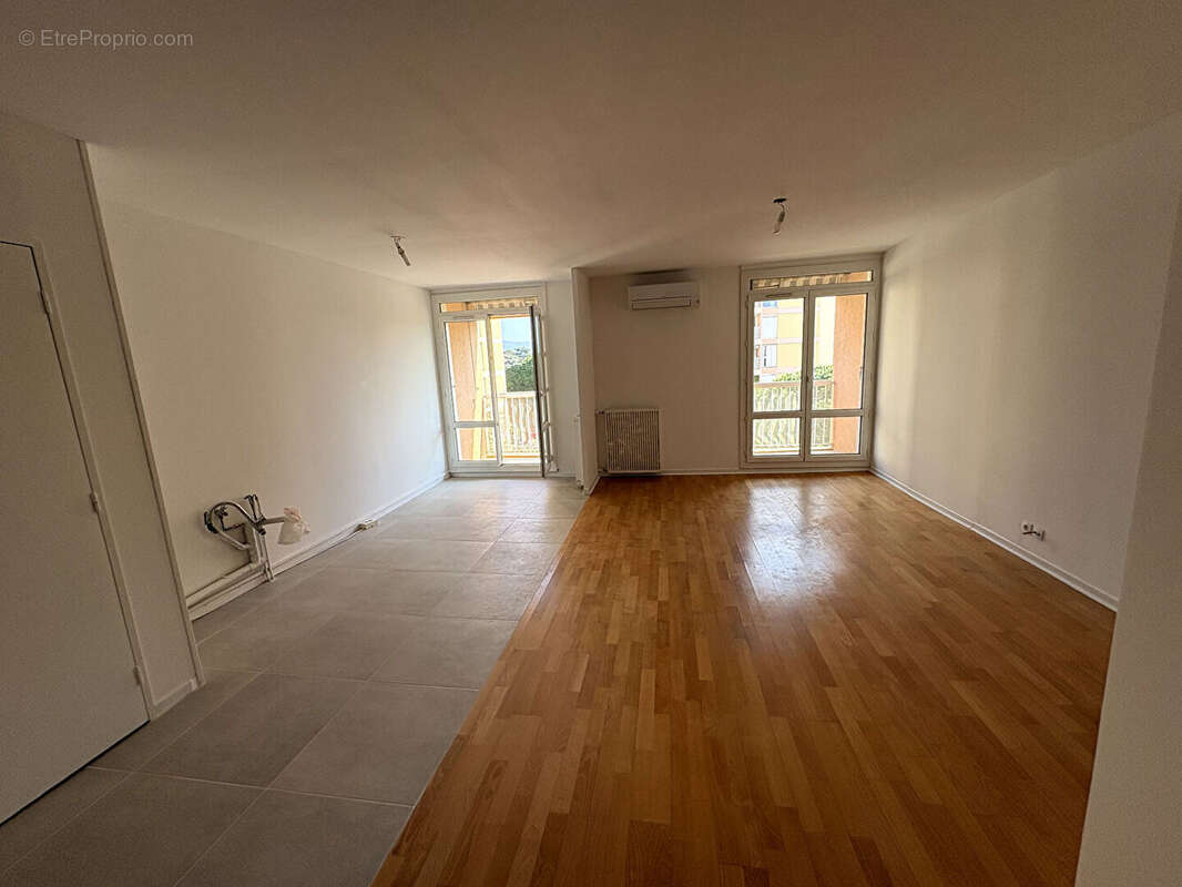 Appartement à MARSEILLE-12E