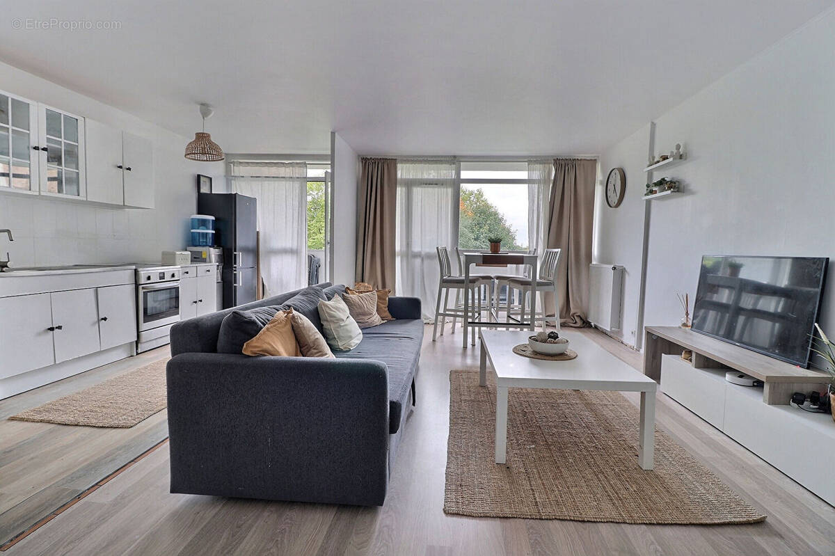 Appartement à CHENNEVIERES-SUR-MARNE