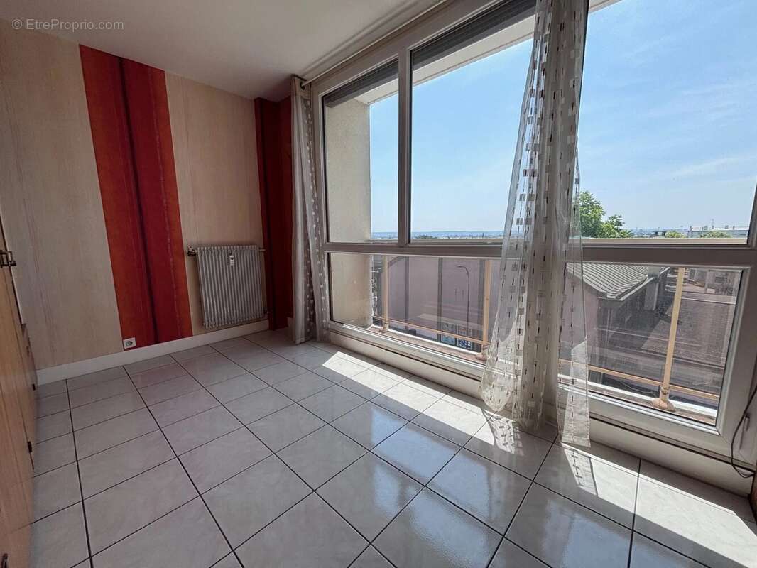 Appartement à BEZONS