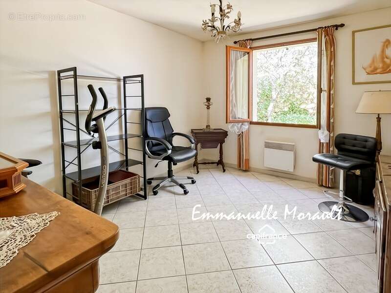 Maison à BAGNOLS-EN-FORET