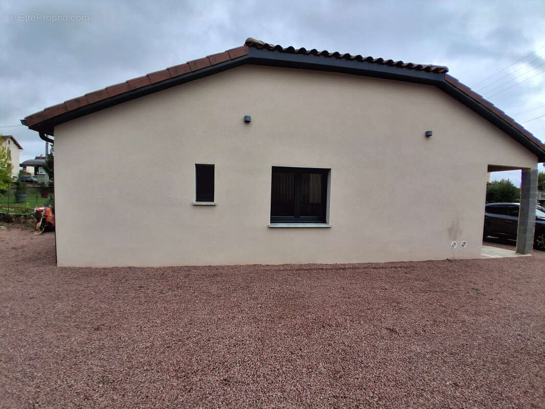 Maison à CHAUFFAILLES