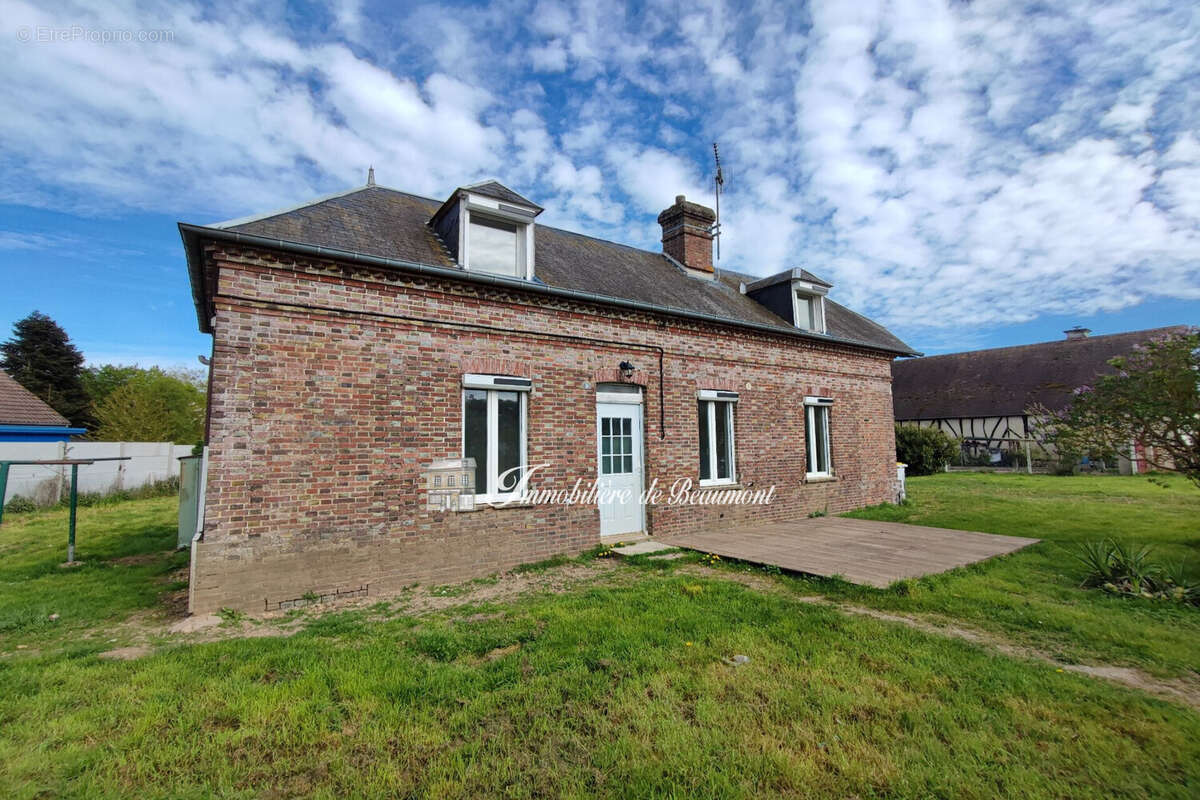 Maison à BEAUMONT-LE-ROGER