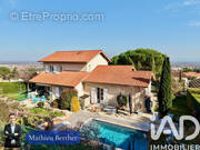 Photo 1 - Maison à ECOTAY-L'OLME