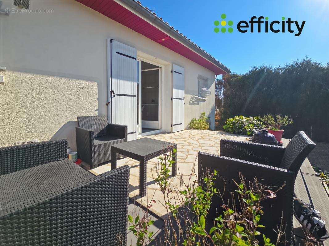 Maison 90 m² à Saint-Yrieix-Sur-Charente  - photo 3