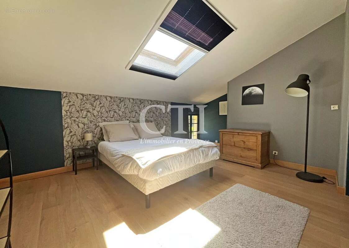 Maison à VAISON-LA-ROMAINE